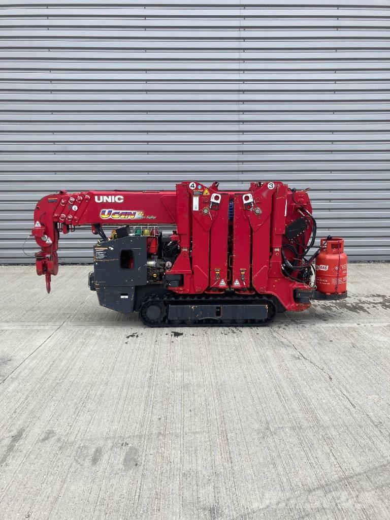 Unic URW-295 Minigrúas