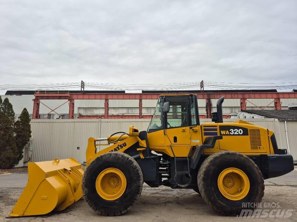 Komatsu WA 320-5 Cargadoras sobre ruedas