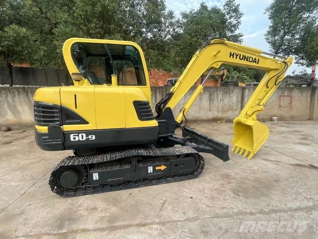 Hyundai R60-9 Excavadoras de cadenas