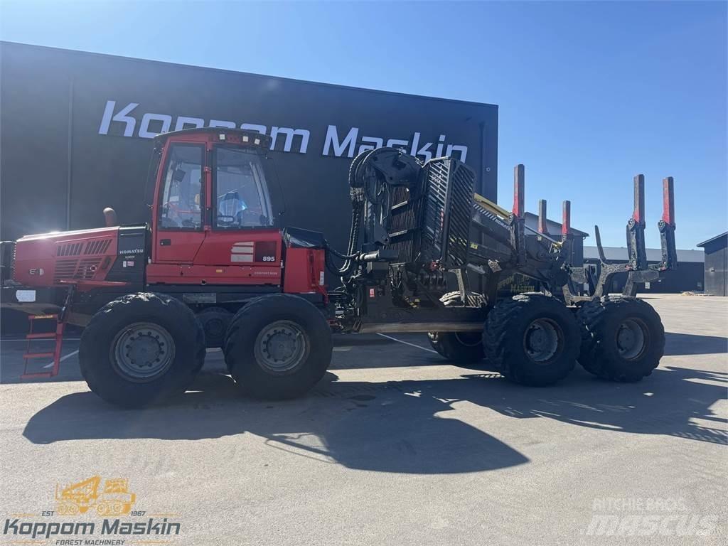 Komatsu 895 Autocargadoras