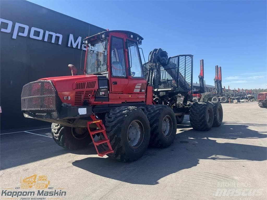 Komatsu 895 Autocargadoras