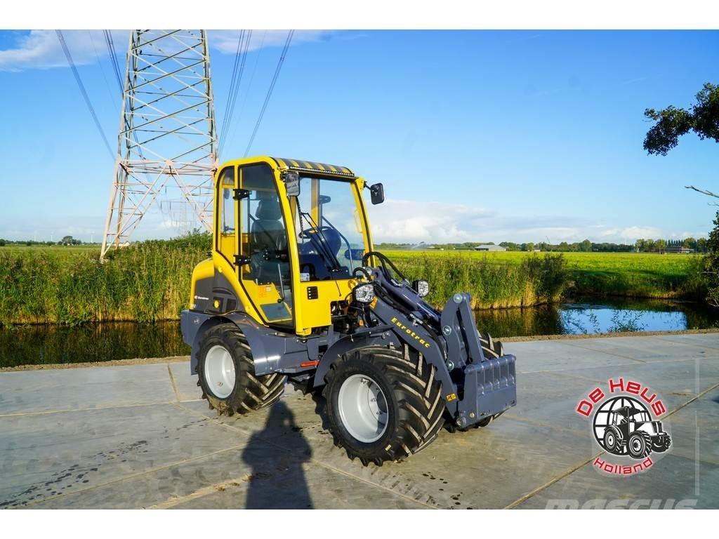 Eurotrac W12 ICF Cargadoras sobre ruedas