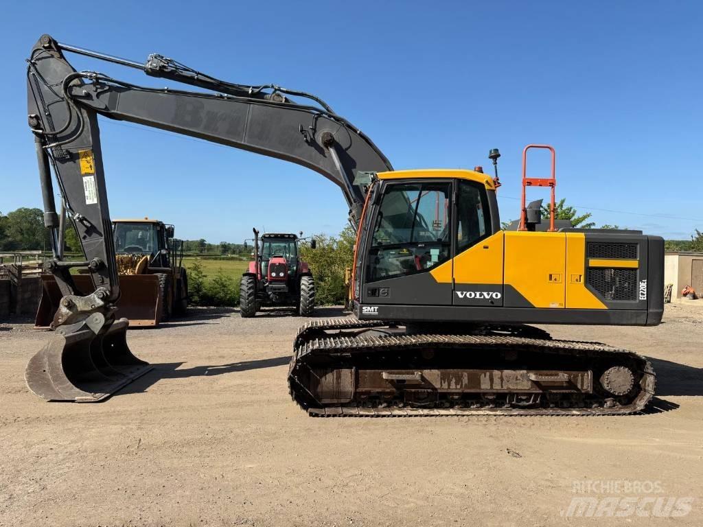 Volvo EC 220 E Excavadoras de cadenas