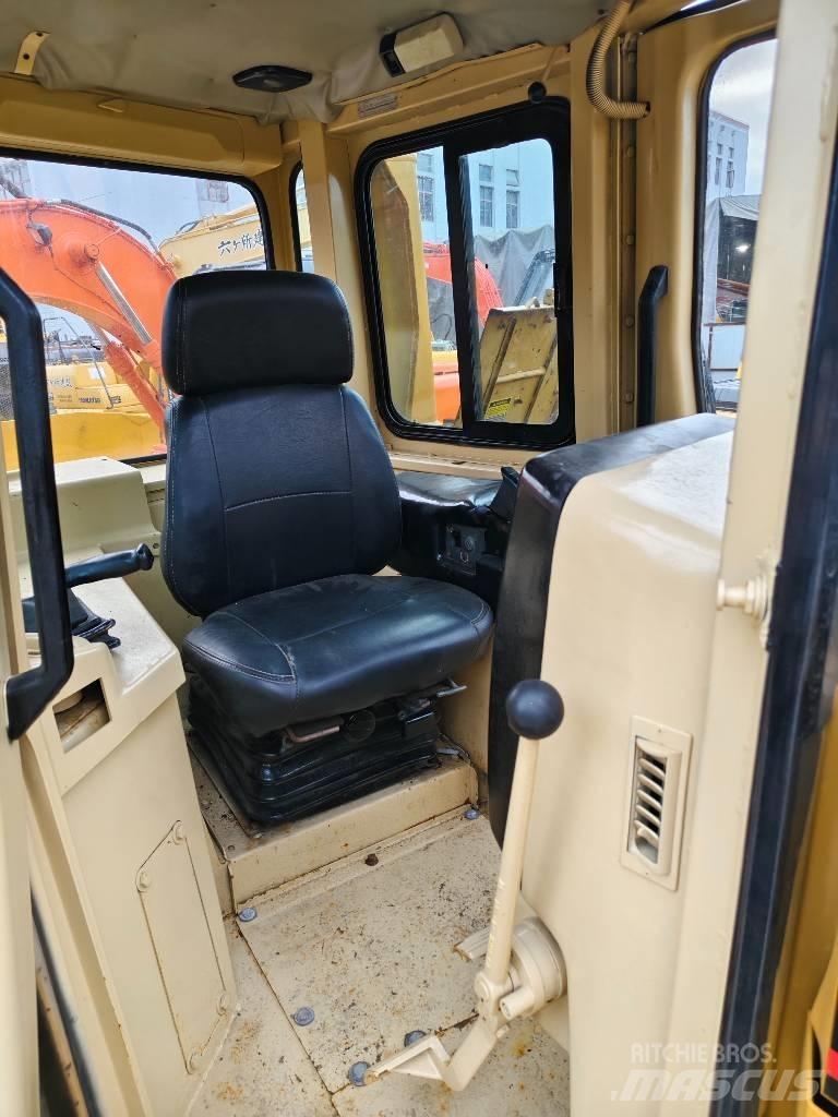 CAT D 7 R Buldozer sobre oruga
