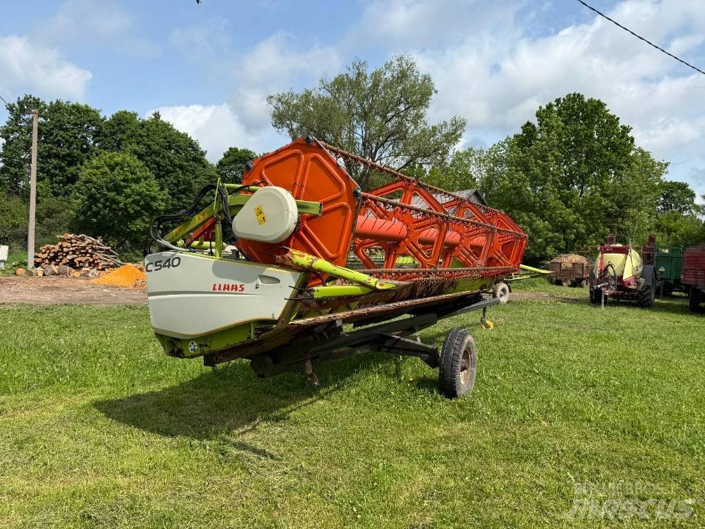 CLAAS Avero 240 Cosechadoras combinadas