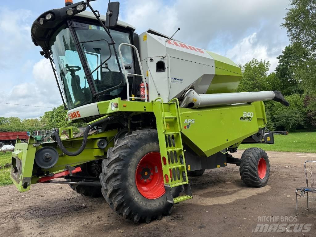 CLAAS Avero 240 Cosechadoras combinadas