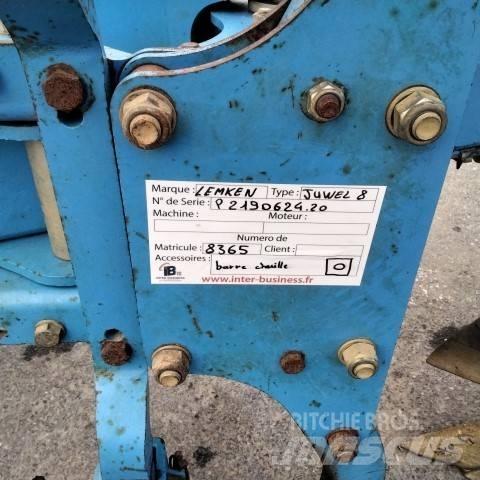 Lemken Juwel 8 Arados reversibles suspendidos
