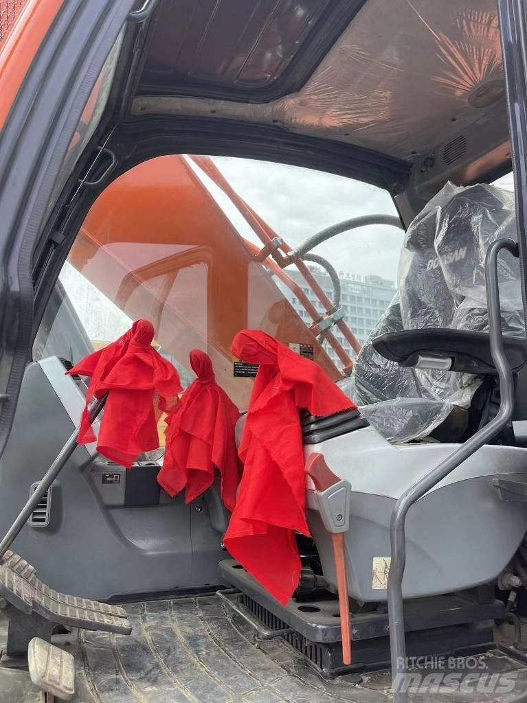 Doosan DX 300 LC Excavadoras de cadenas