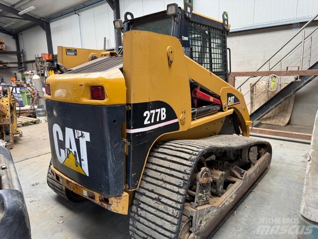CAT 277B Minicargadoras