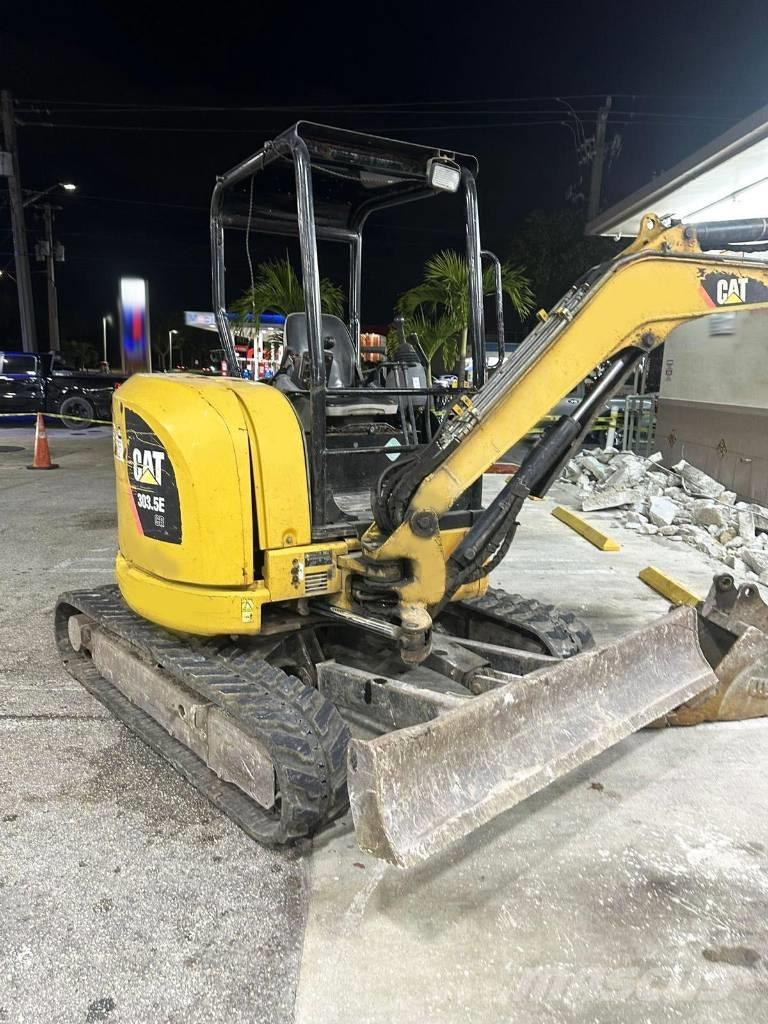 CAT 303.5 E CR Mini excavadoras < 7t