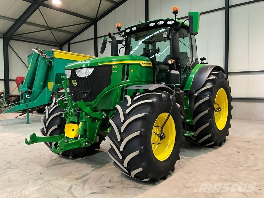 John Deere 6R 250 Tractores