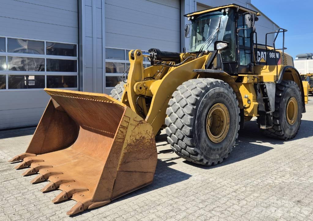 CAT 966M Cargadoras sobre ruedas