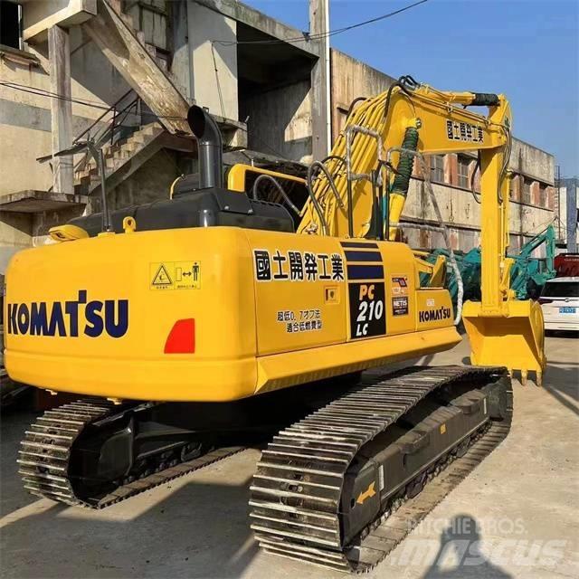 Komatsu PC 210 Excavadoras de cadenas