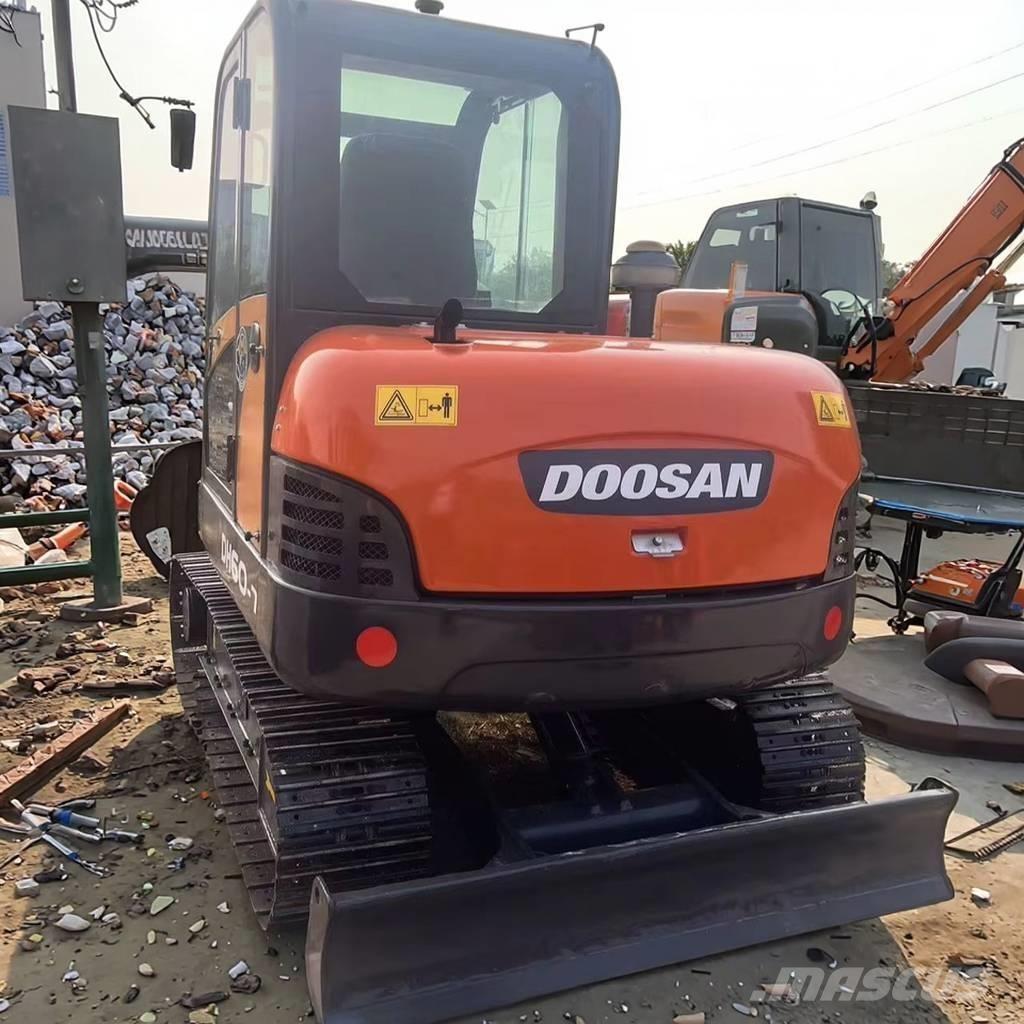 Doosan DH 60 Mini excavadoras < 7t