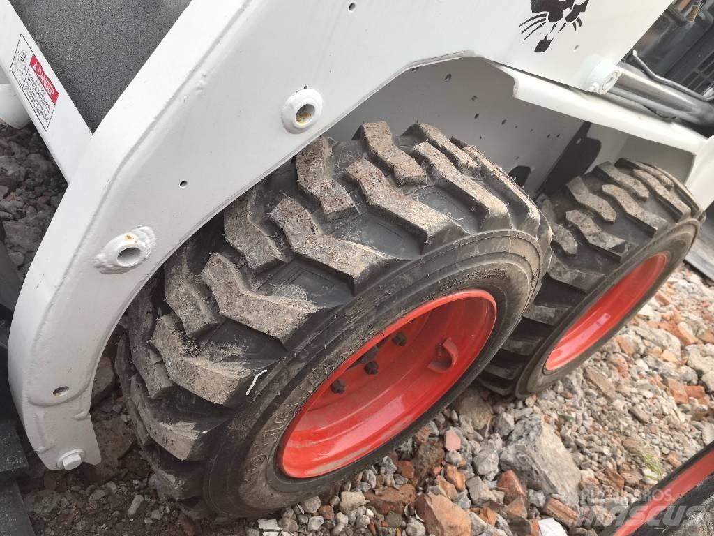 Bobcat S 130 Minicargadoras