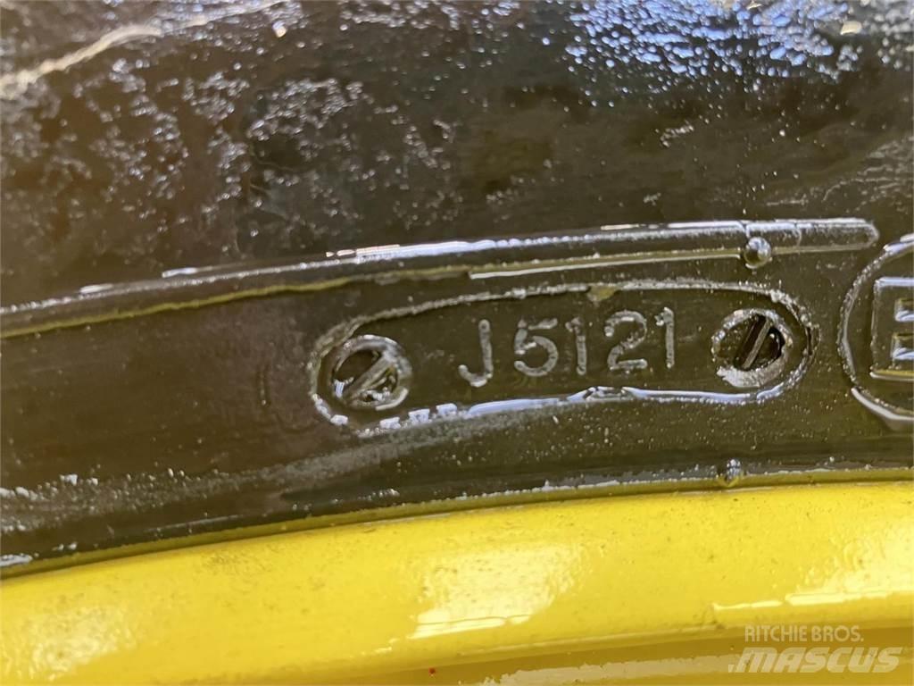 BKT 520/85R38 Neumáticos, ruedas y llantas