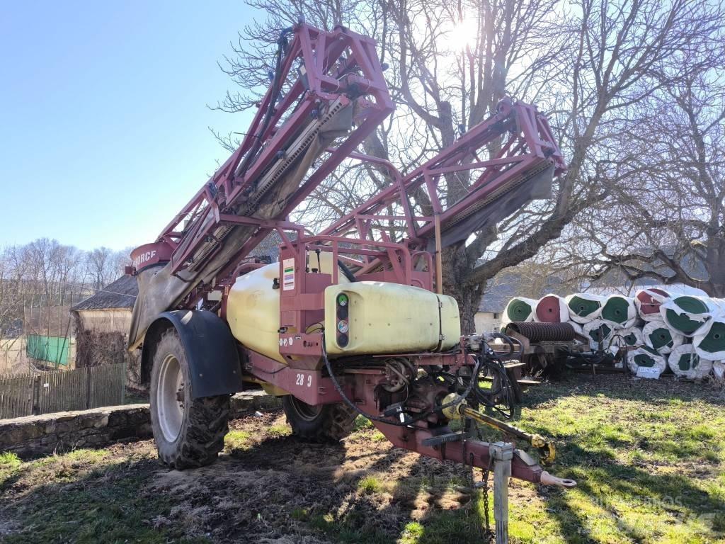 Hardi Commander 2800 Pulverizadores arrastrados