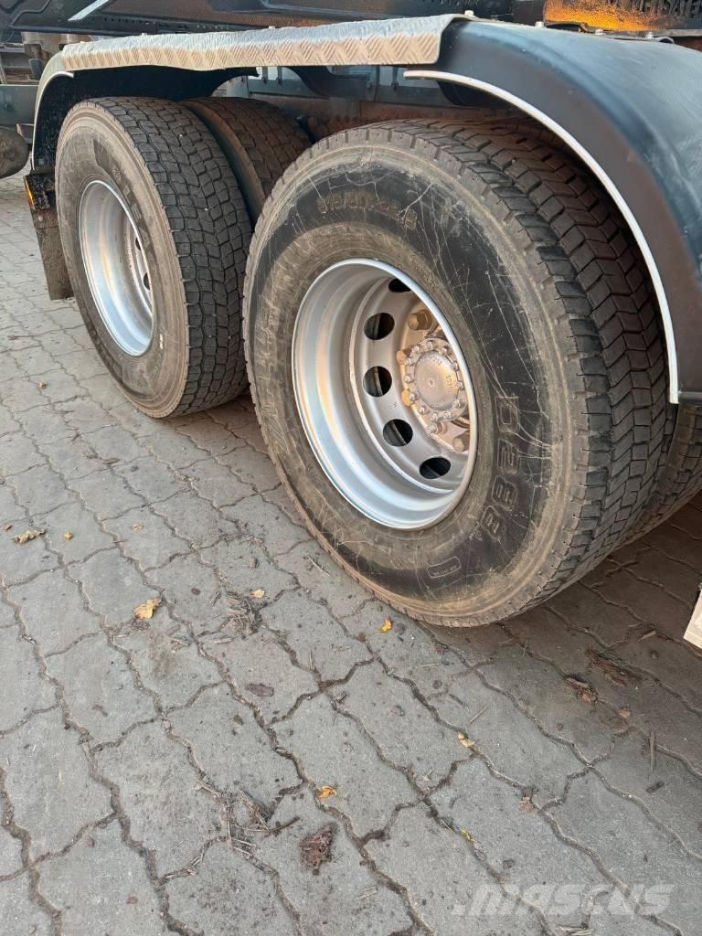 Volvo FH 650 Transporte de madera