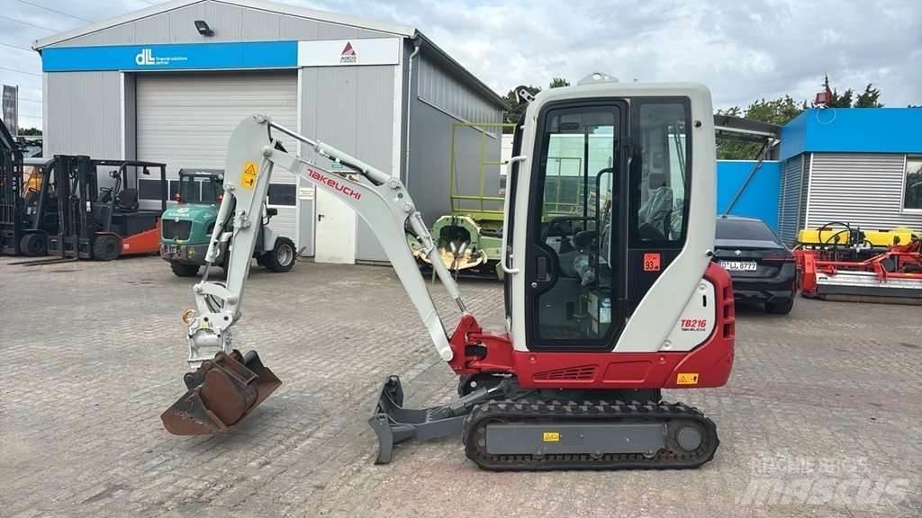Takeuchi TB216 A Mini excavadoras < 7t