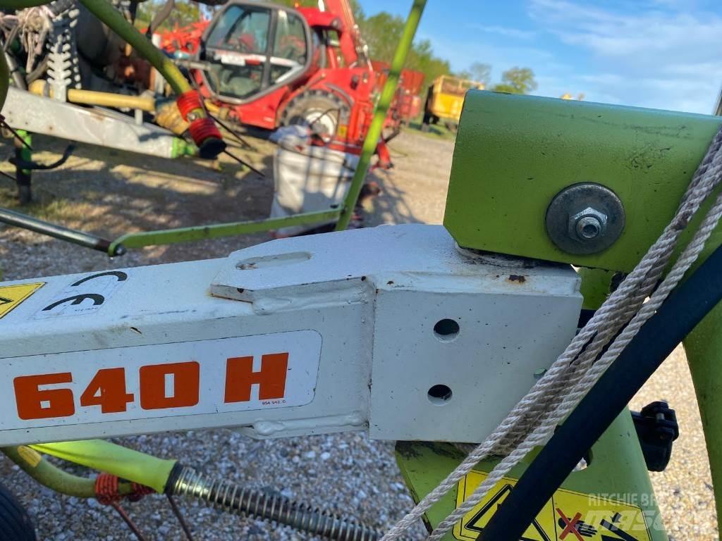 CLAAS VOLTO 640 H Rastrillos y henificadores