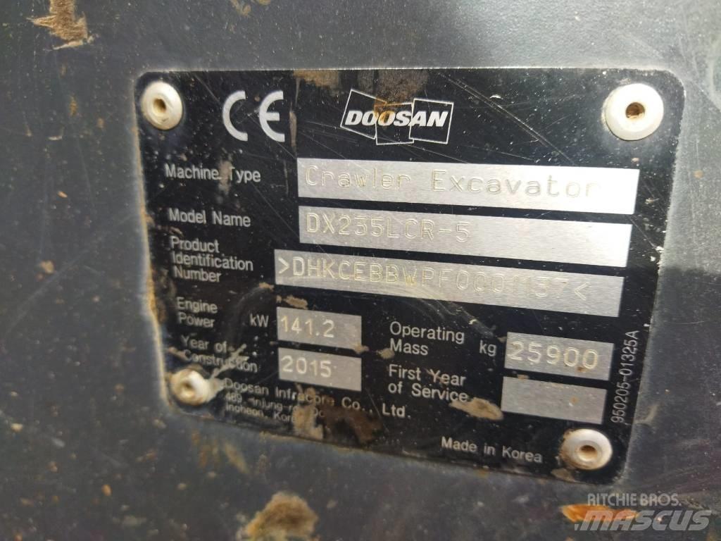 Doosan DX 235 LCR Excavadoras de cadenas