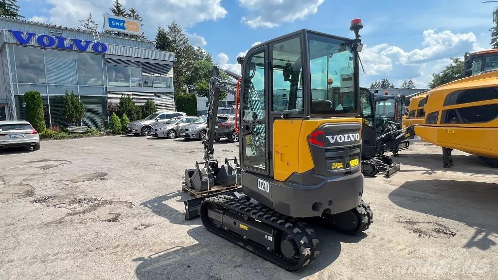 Volvo EC 27 D Mini excavadoras < 7t
