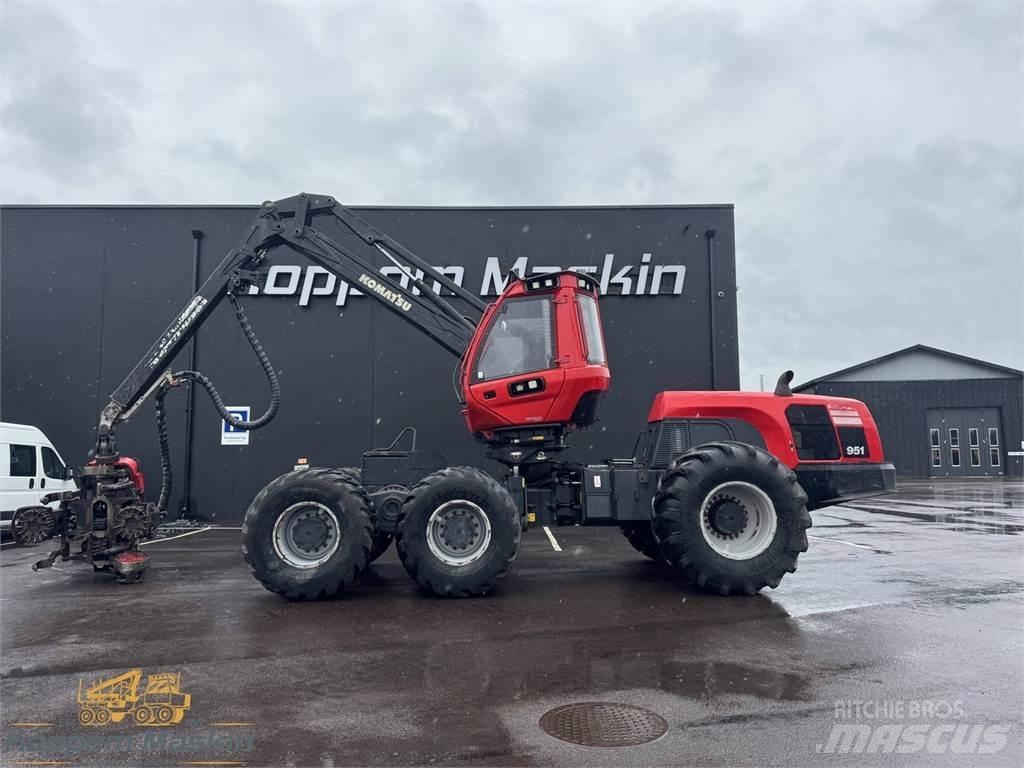 Komatsu 951 Cosechadoras