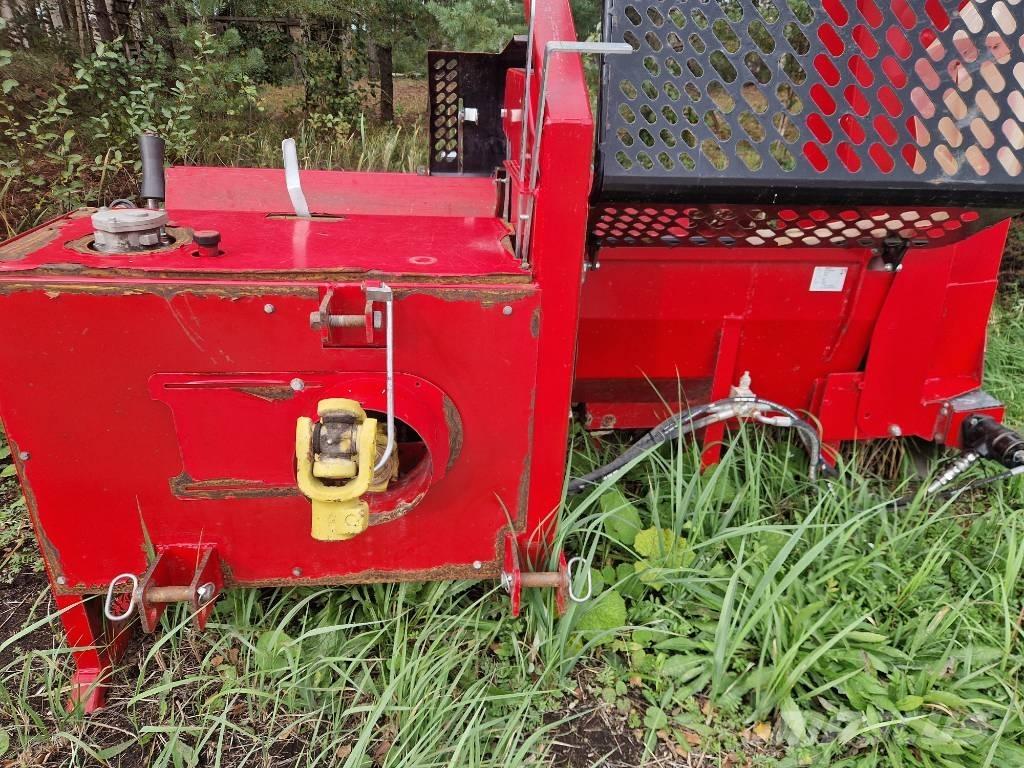 Japa 700 TR Procesadoras y cortadoras de leña