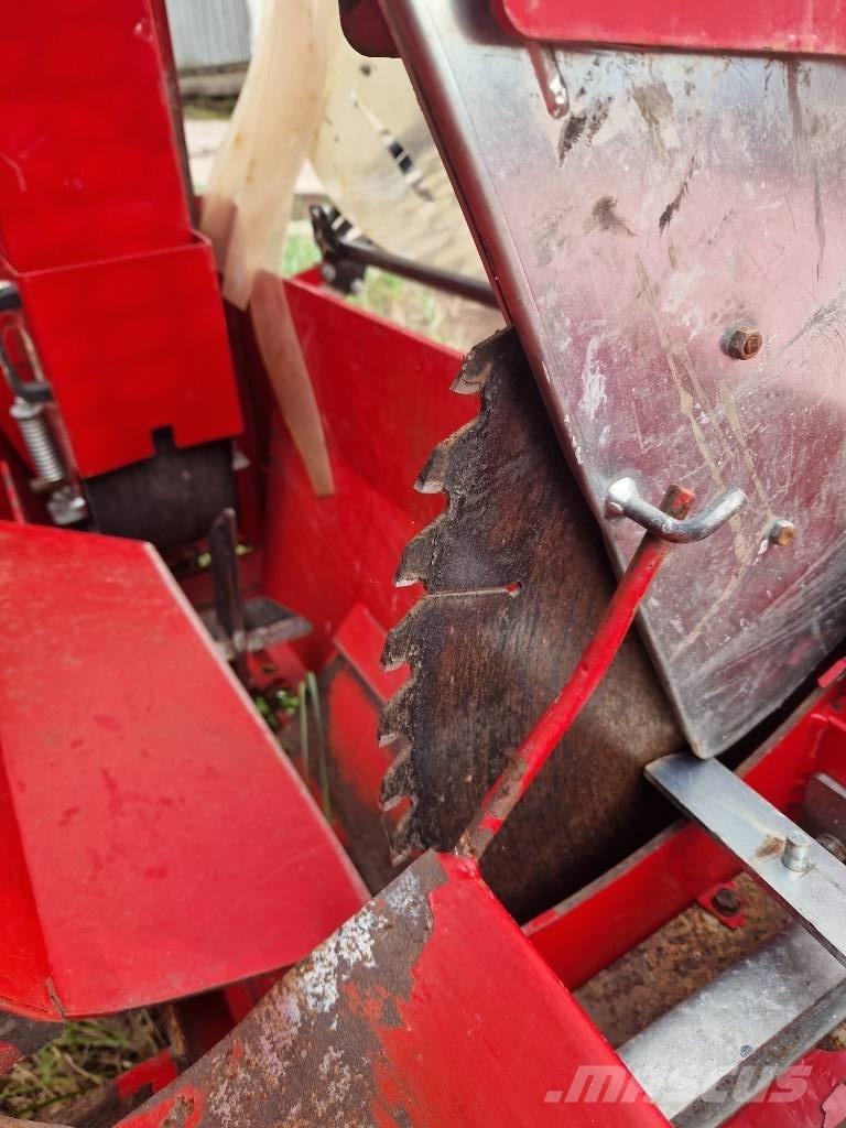 Japa 700 TR Procesadoras y cortadoras de leña