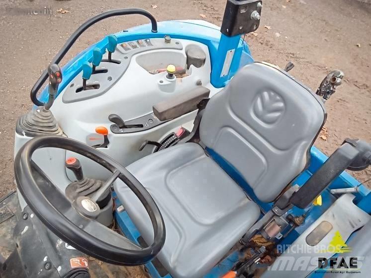 New Holland T 4.85 Tractores