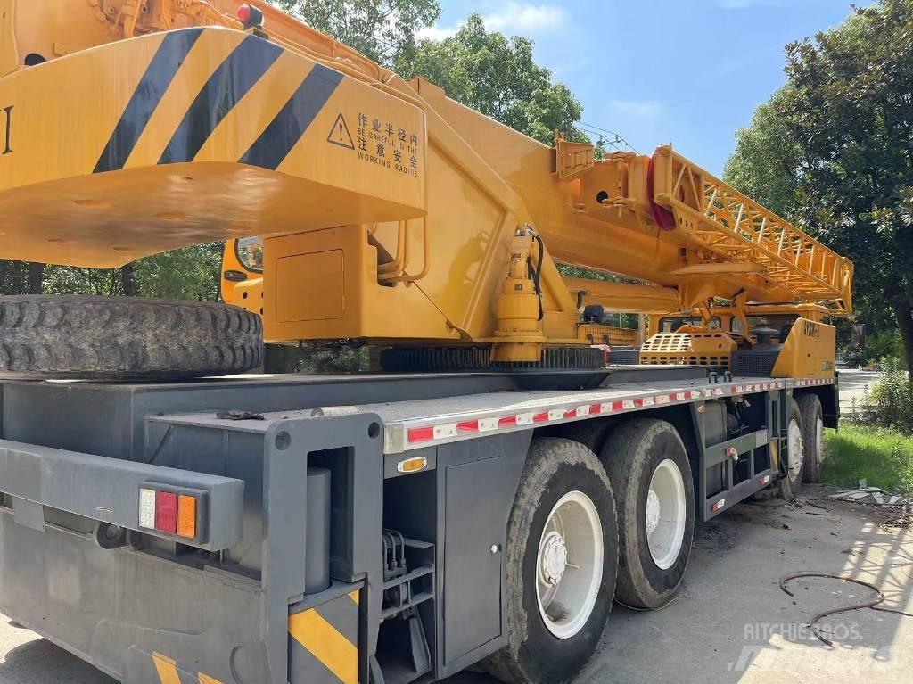 XCMG QY70K-II Cabrestantes, montacargas y elevadores de materiales