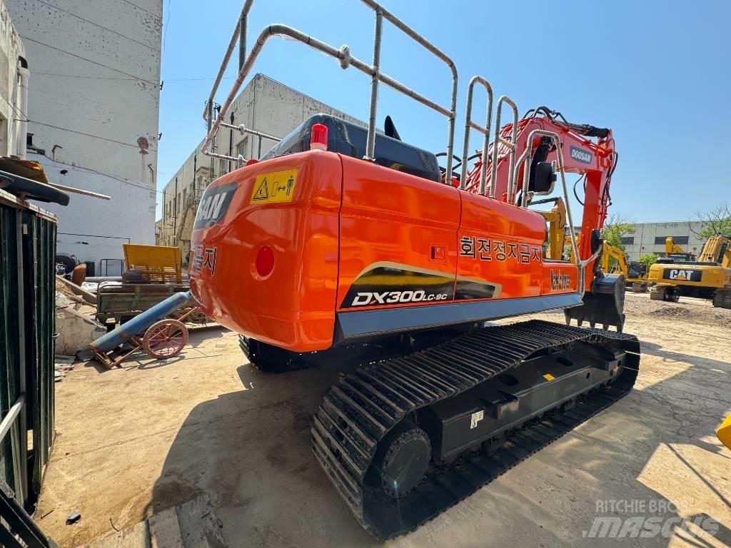 Doosan DX 300 LC-9S Excavadoras de cadenas