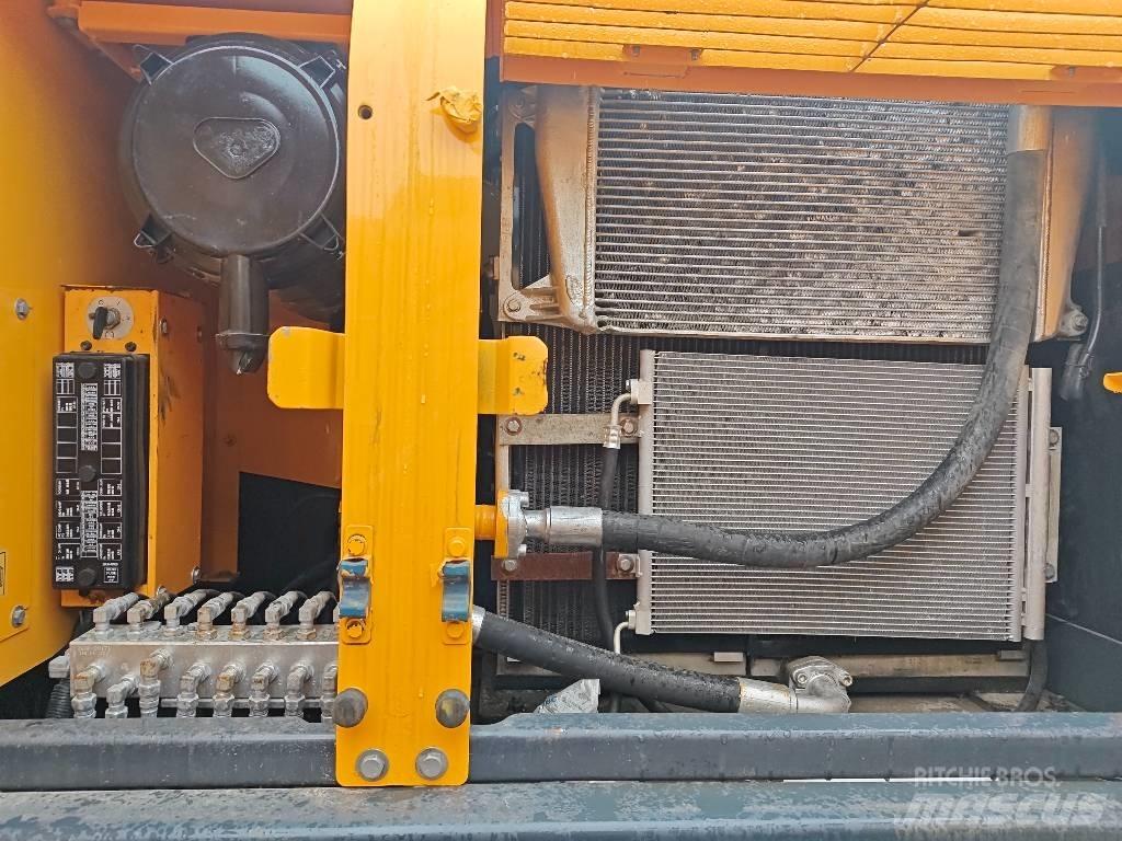 Hyundai R225LC-9S Excavadoras de cadenas