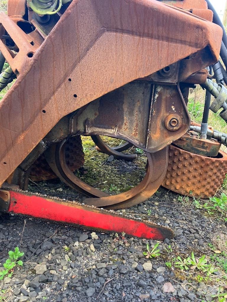 Komatsu 370.2 Cabezales cortadores