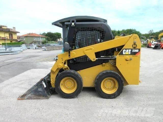 CAT 226 D Minicargadoras