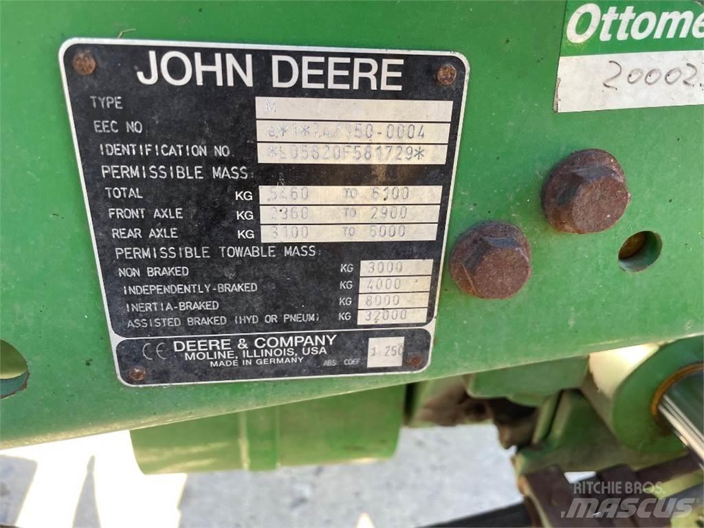 John Deere 5820 Tractores