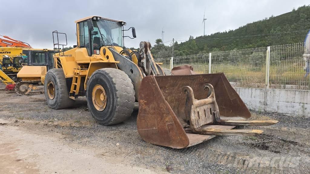 Volvo L 220 F Cargadoras sobre ruedas
