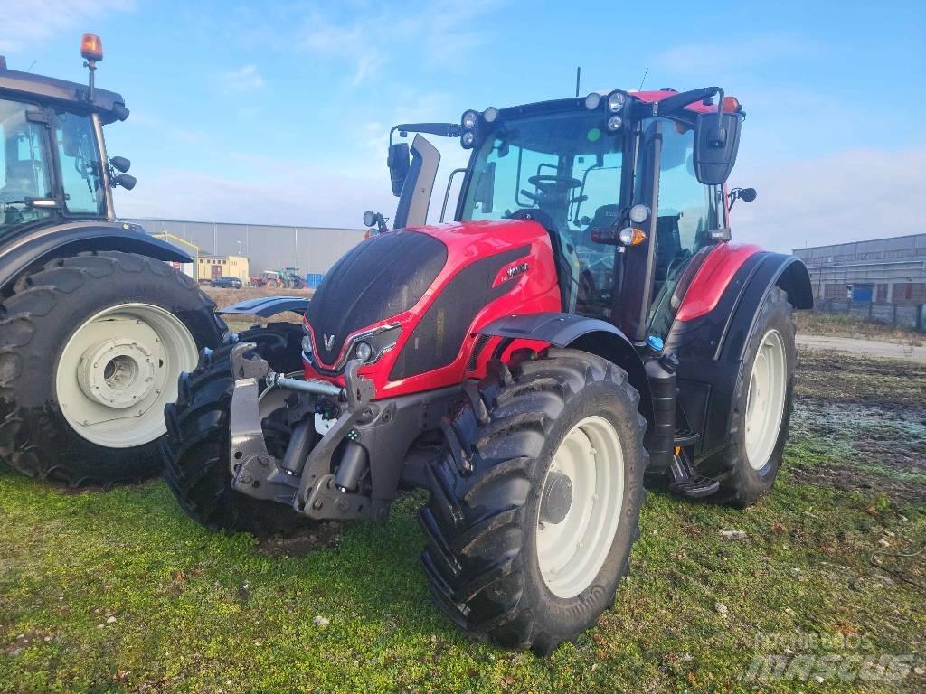 Valtra N 155 Versu Tractores