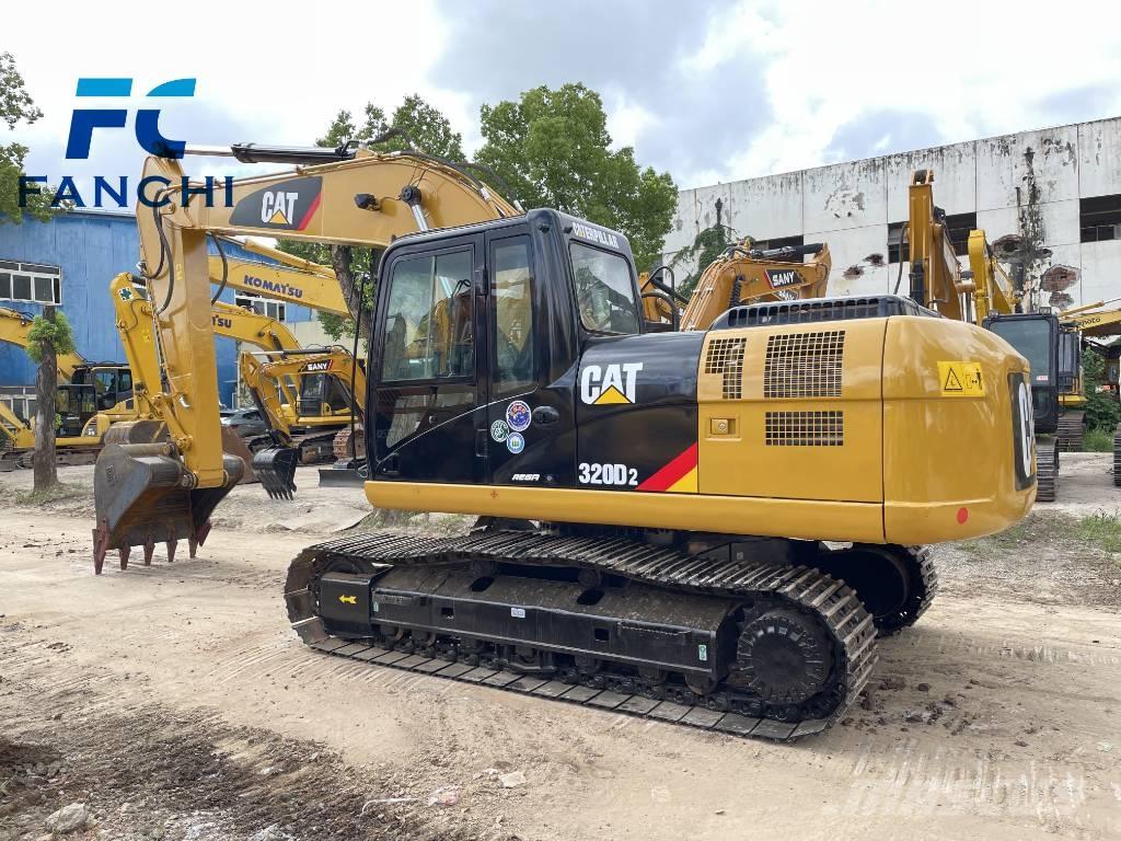 CAT 320 D2 Excavadoras de cadenas