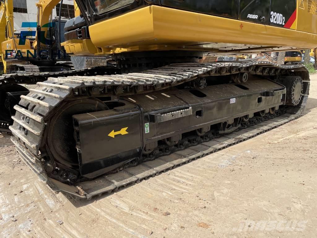 CAT 320 D2 Excavadoras de cadenas
