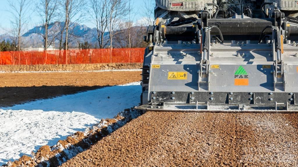 FAE MTH/HP 225 Otras construcciones de carreteras