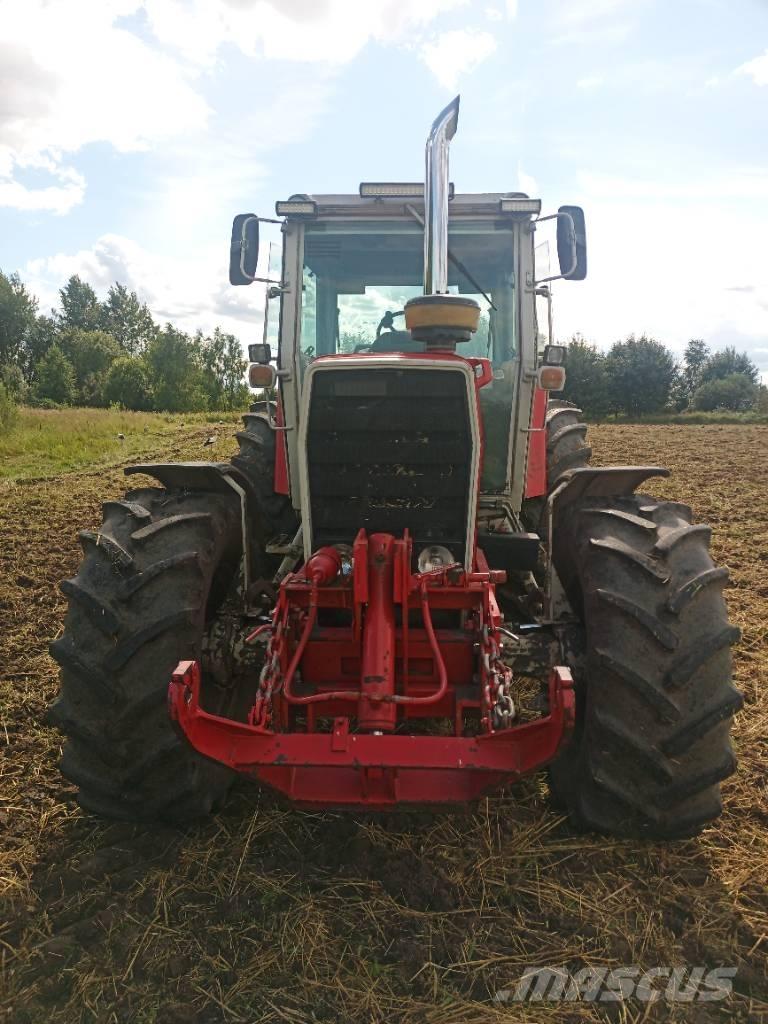 Massey Ferguson 2725 Tractores