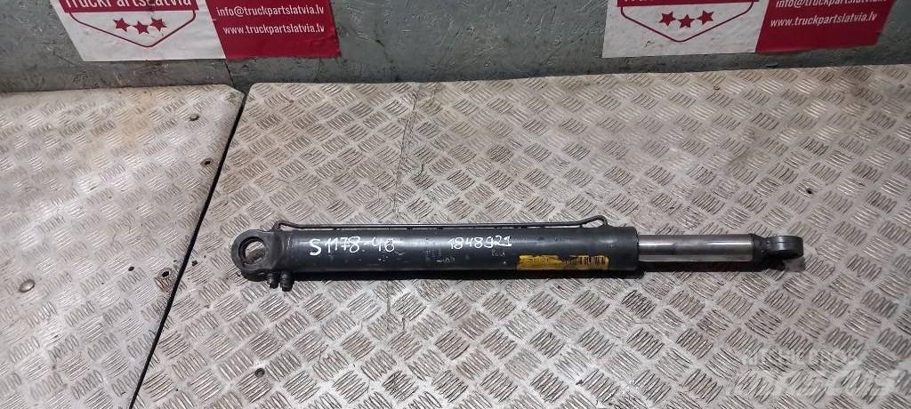 Scania R 440.    1848921 Hidráulicos