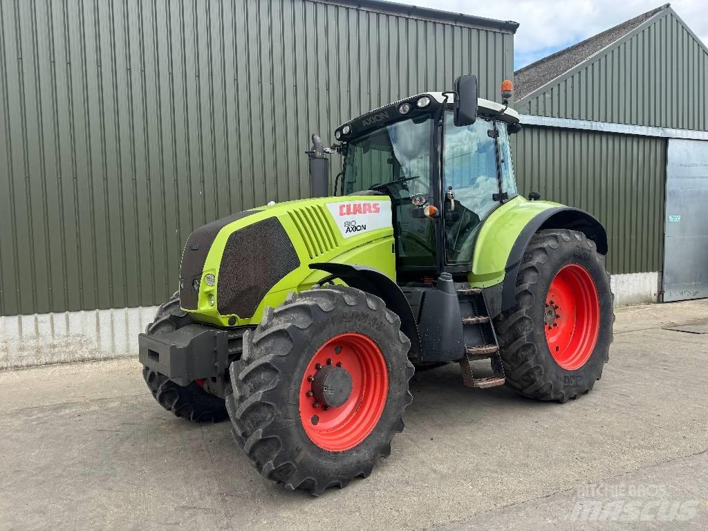 CLAAS Axion 810 Tractores