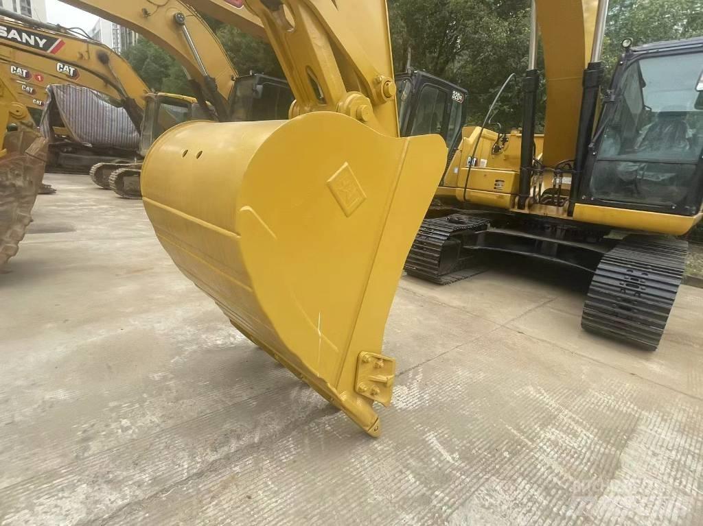 CAT 2021 CAT 323Gx Excavadoras de ruedas