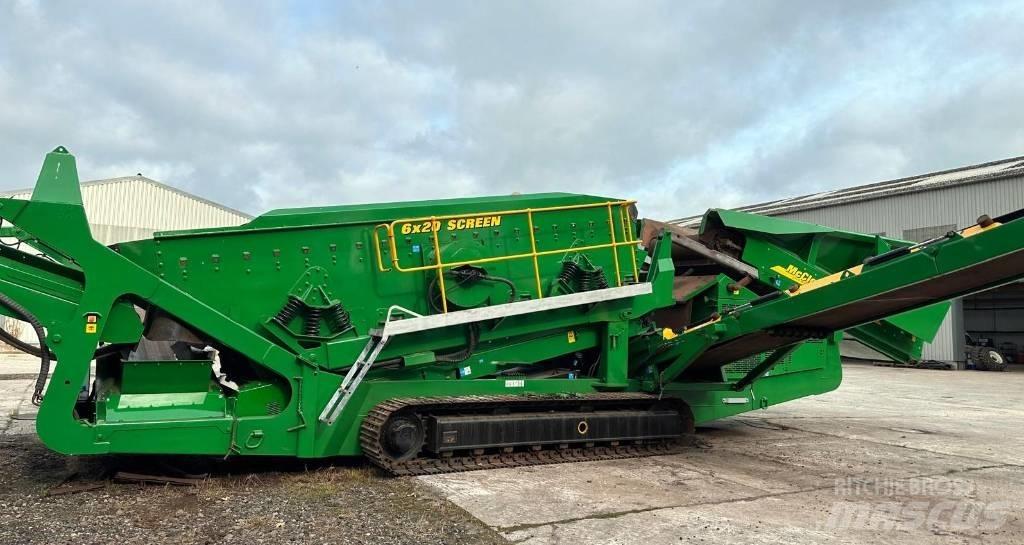 McCloskey R230 Machacadoras