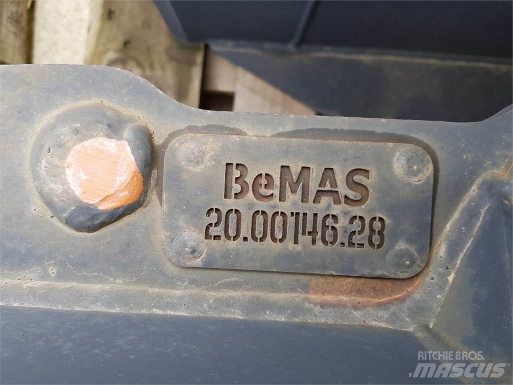 TL 500 SW010 Retroexcavadoras