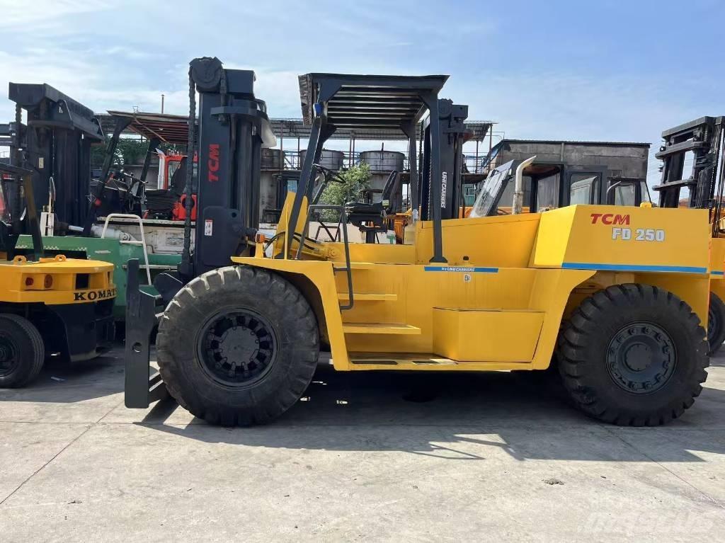 TCM FD 25 Carretillas diesel