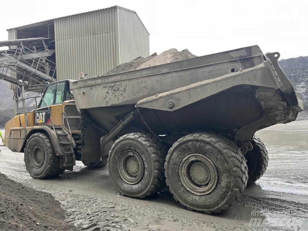 CAT 730 C Dúmpers articulados