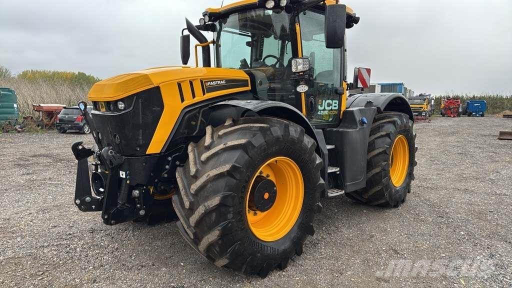 JCB Fastrac 4220 Tractores